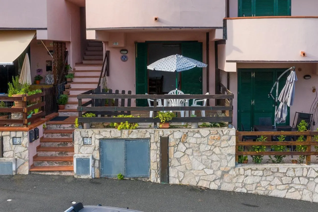 La Casina Di Patrizia Apartment Sassetta 0*,  Italy